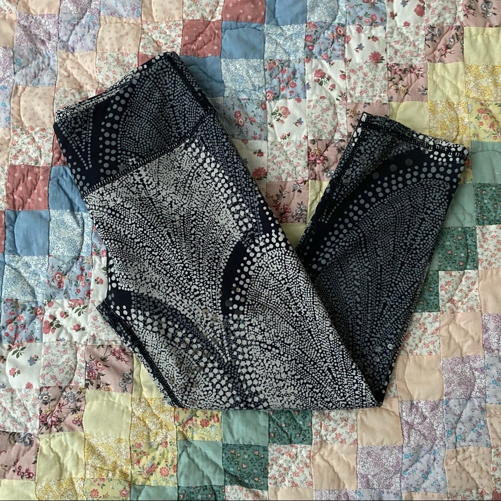 Fabletics Cropped Leggings